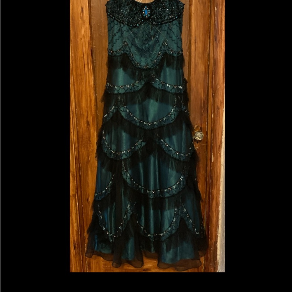 Aspeed Teal and Black Maxi Dress